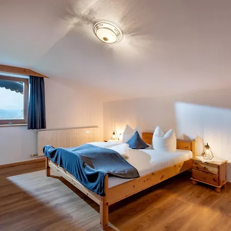 Appartement Haus Schroll à Ried im Zillertal Extérieur photo