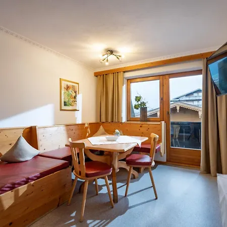 Appartement Haus Schroll à Ried im Zillertal Extérieur photo