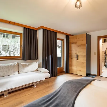 Appartement Haus Schroll à Ried im Zillertal Extérieur photo