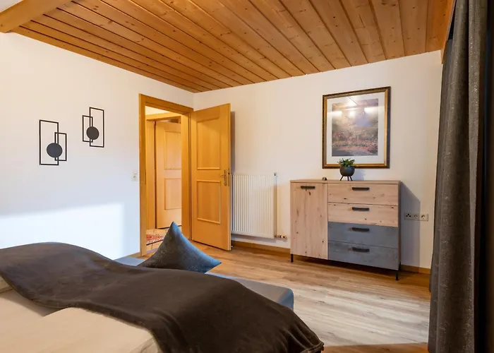 Haus Schroll