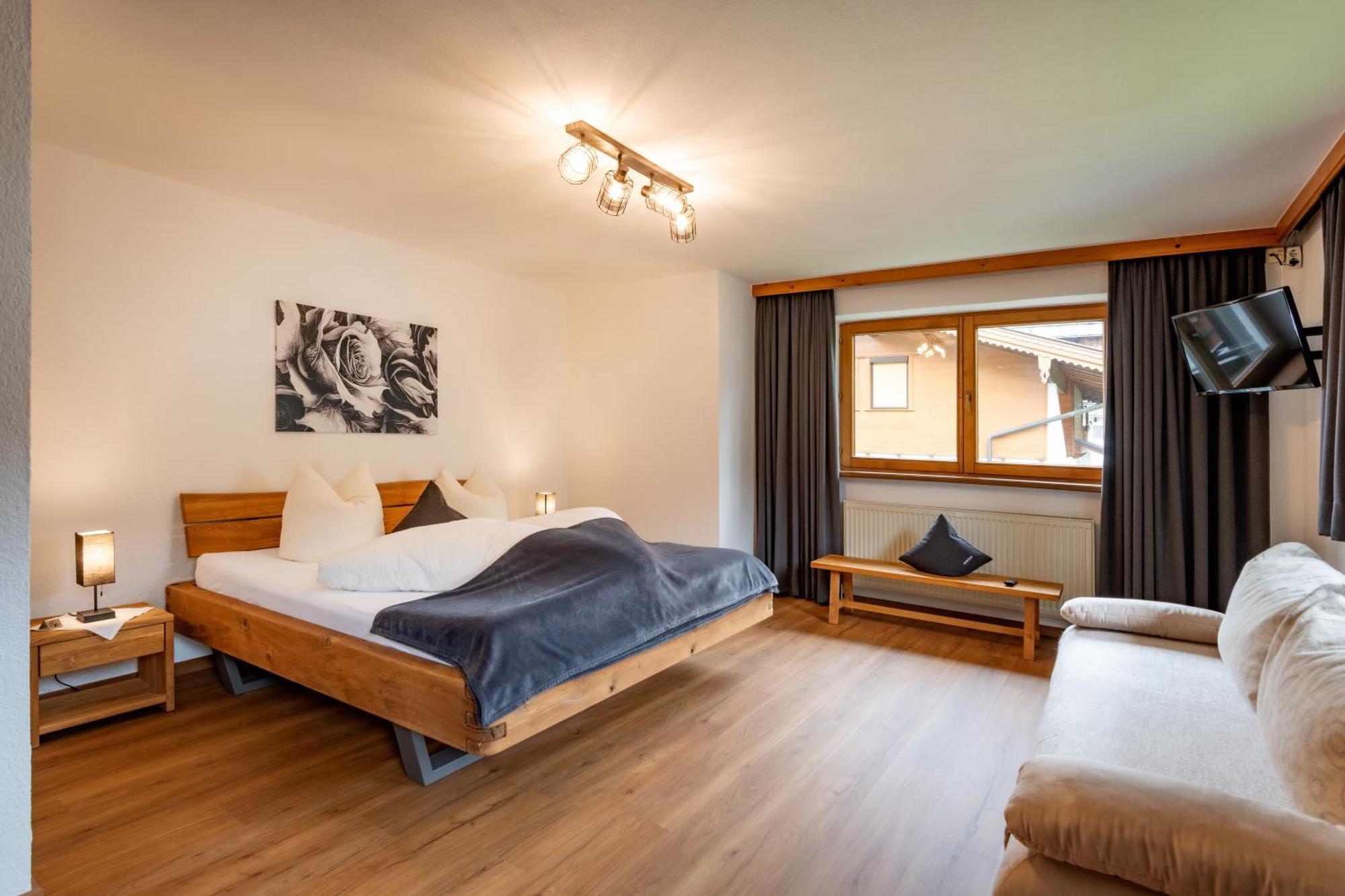 Apartment Haus Schroll *