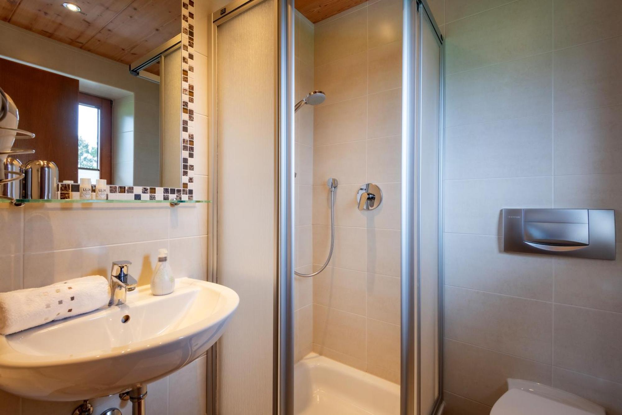Haus Schroll Apartment Ried im Zillertal
